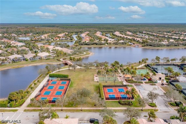 7935 Valentina CT, Naples, FL 34114