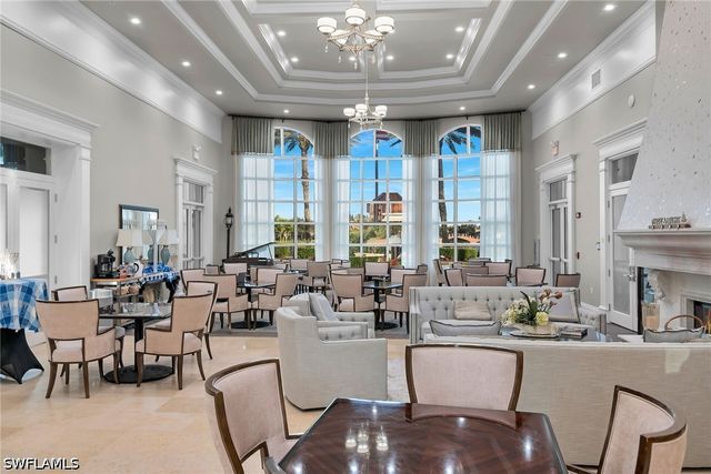 7935 Valentina CT, Naples, FL 34114