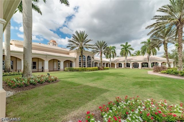 7935 Valentina CT, Naples, FL 34114