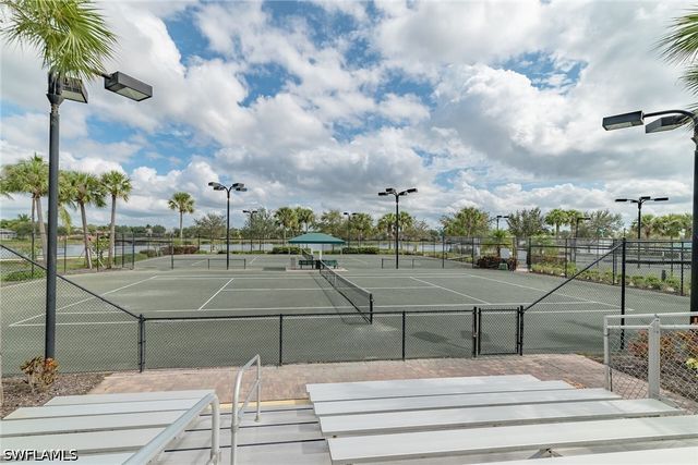 7935 Valentina CT, Naples, FL 34114
