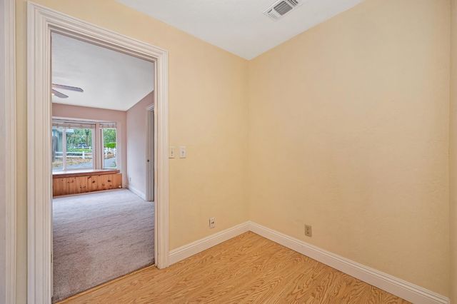2230 Wildberry Ln, Auburn, CA 95603