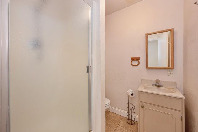 2230 Wildberry Ln, Auburn, CA 95603