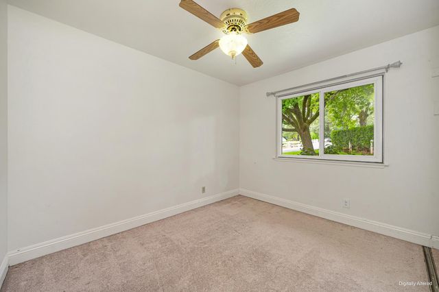 2230 Wildberry Ln, Auburn, CA 95603