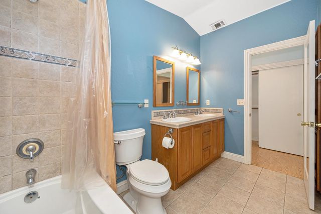 2230 Wildberry Ln, Auburn, CA 95603