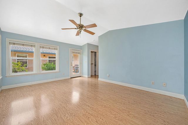2230 Wildberry Ln, Auburn, CA 95603