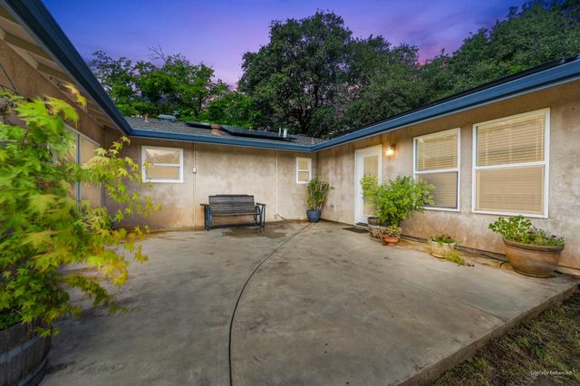 2230 Wildberry Ln, Auburn, CA 95603
