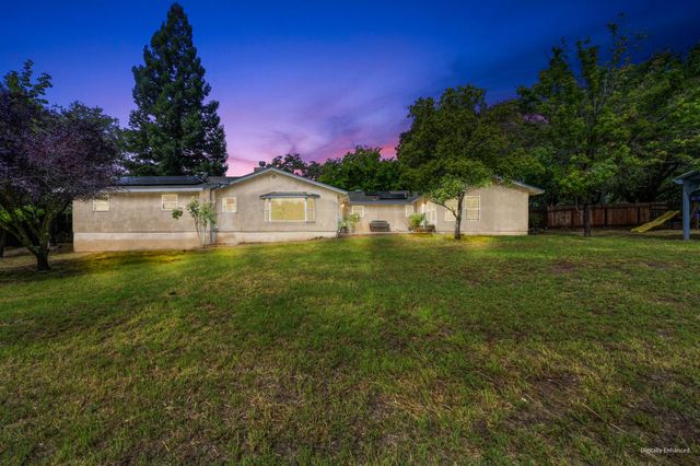 2230 Wildberry Ln, Auburn, CA 95603