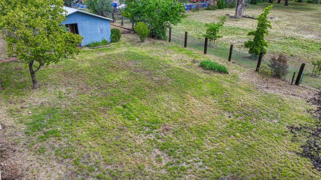 2230 Wildberry Ln, Auburn, CA 95603