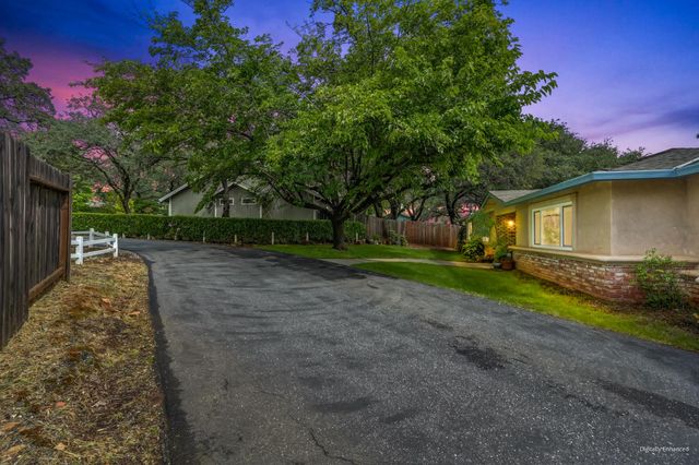2230 Wildberry Ln, Auburn, CA 95603