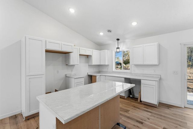 215 Gandy View Avenue, Milltown, WI 54858