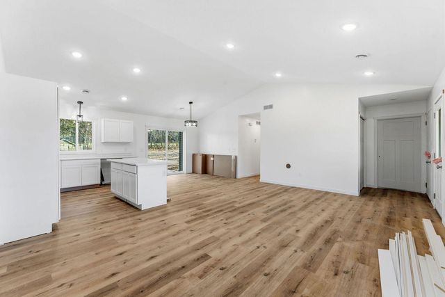 215 Gandy View Avenue, Milltown, WI 54858