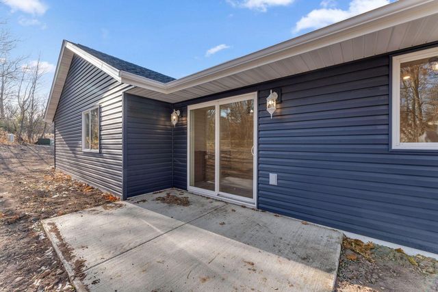 215 Gandy View Avenue, Milltown, WI 54858