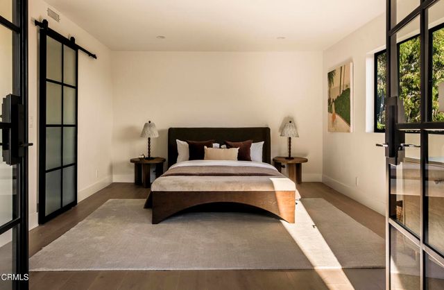 2994 Durand Drive, Los Angeles, CA 90068