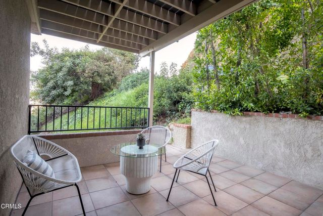 2994 Durand Drive, Los Angeles, CA 90068