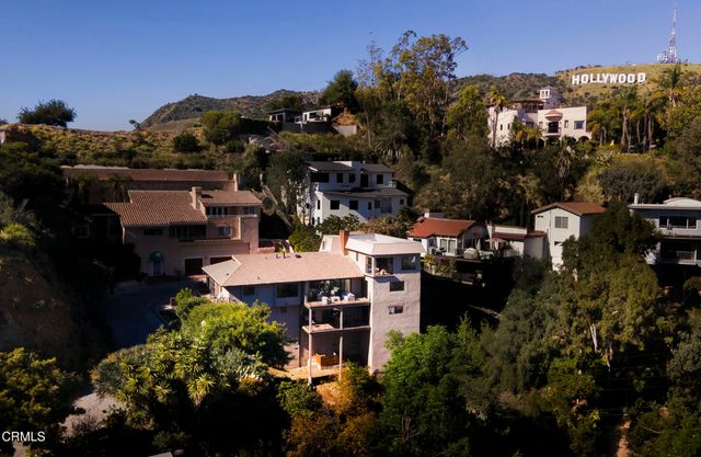 2994 Durand Drive, Los Angeles, CA 90068