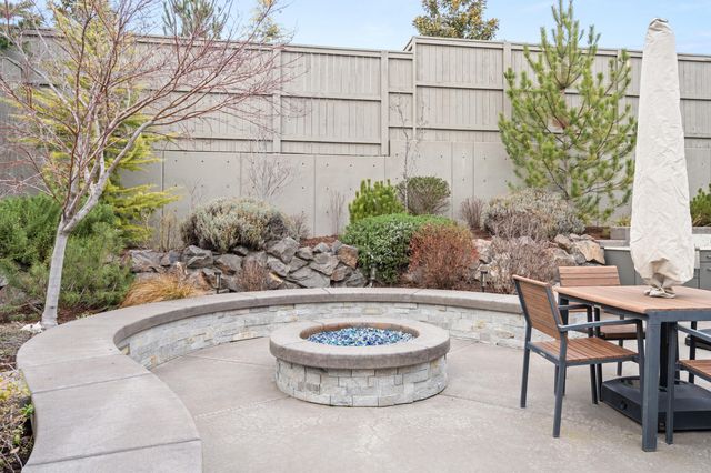 4035 Crystal Springs Drive, Medford, OR 97504