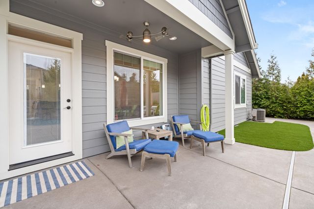 4035 Crystal Springs Drive, Medford, OR 97504