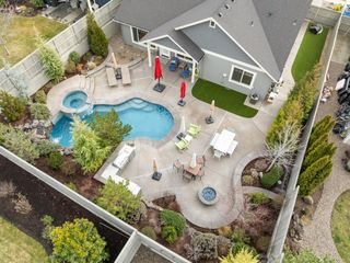 4035 Crystal Springs Drive, Medford, OR 97504