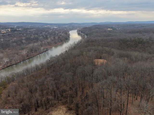 420 COON HOLLOW TRL, Hedgesville, WV 25427