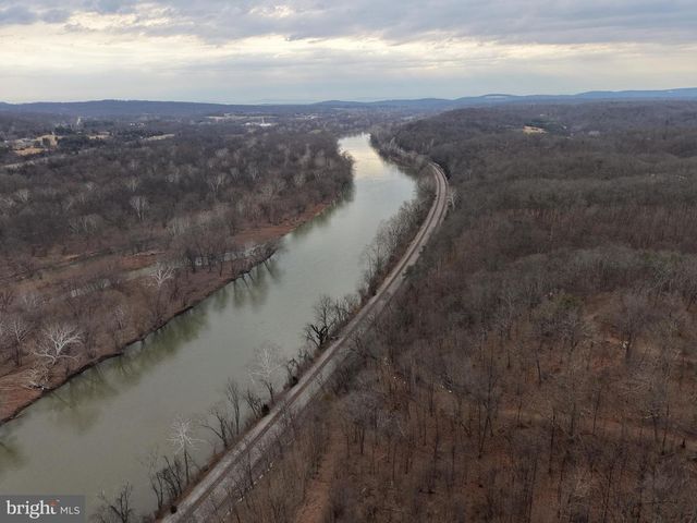 420 COON HOLLOW TRL, Hedgesville, WV 25427