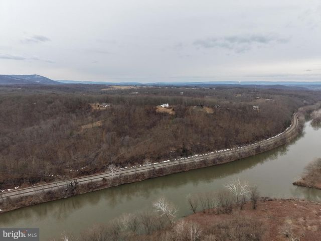 420 COON HOLLOW TRL, Hedgesville, WV 25427