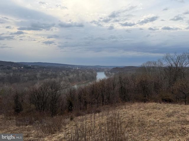 420 COON HOLLOW TRL, Hedgesville, WV 25427