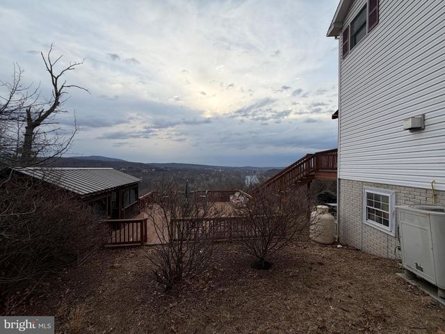 420 COON HOLLOW TRL, Hedgesville, WV 25427