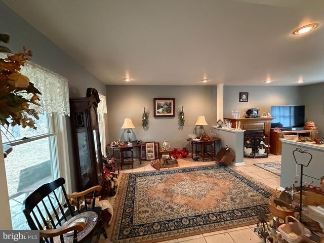 420 COON HOLLOW TRL, Hedgesville, WV 25427