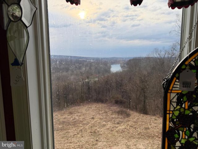 420 COON HOLLOW TRL, Hedgesville, WV 25427