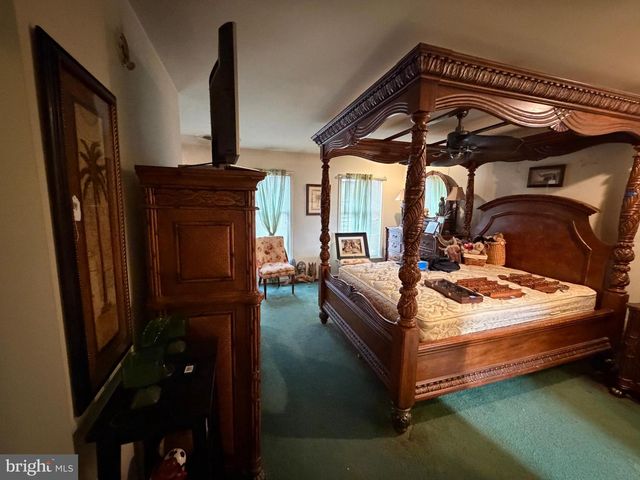 420 COON HOLLOW TRL, Hedgesville, WV 25427