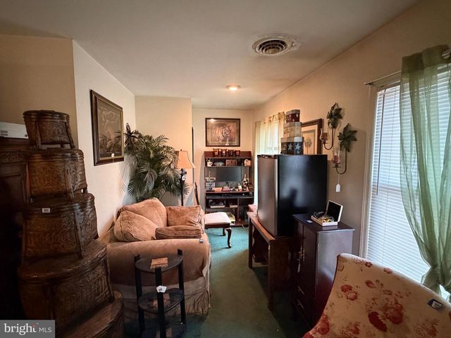 420 COON HOLLOW TRL, Hedgesville, WV 25427