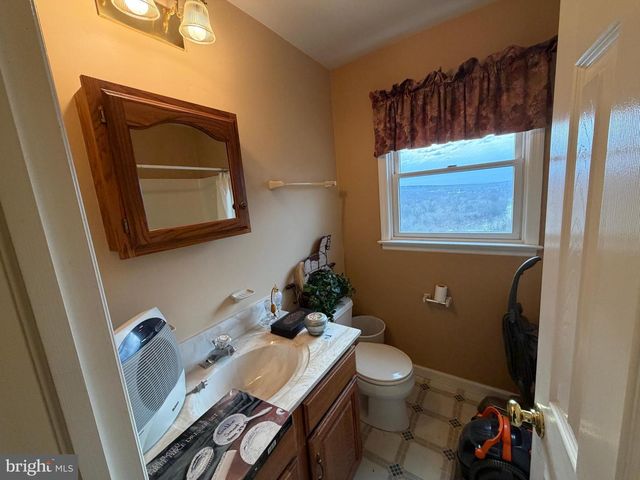 420 COON HOLLOW TRL, Hedgesville, WV 25427