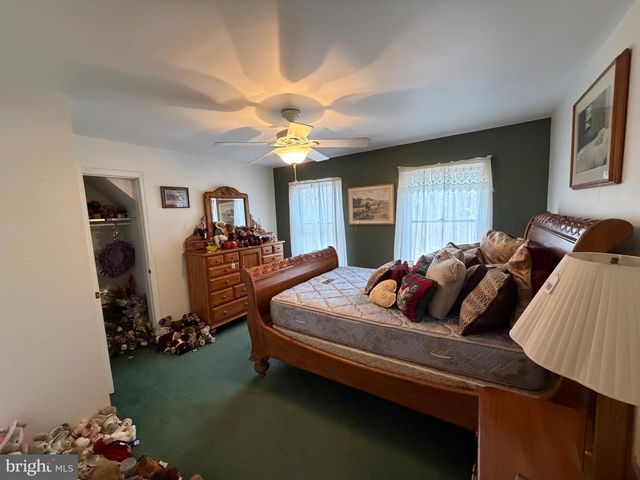 420 COON HOLLOW TRL, Hedgesville, WV 25427