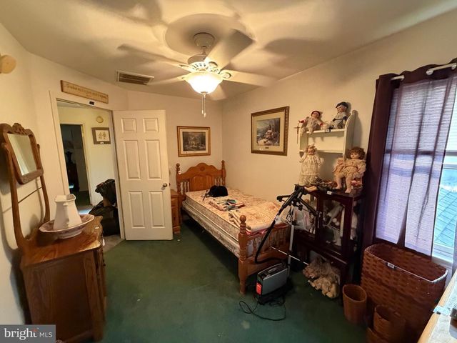 420 COON HOLLOW TRL, Hedgesville, WV 25427