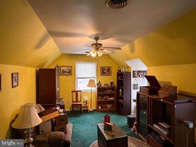 420 COON HOLLOW TRL, Hedgesville, WV 25427