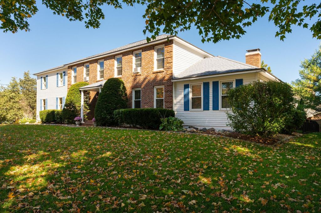 102 School Street, Salem, NH 03079