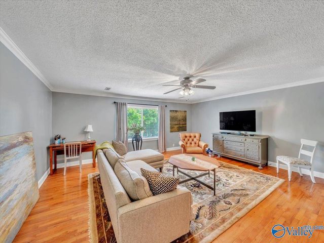 2101 Wyeth Drive, Guntersville, AL 35976