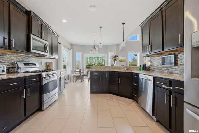 609 VICTORIA Drive, Washington, IL 61571