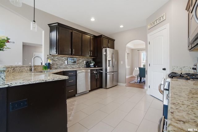 609 VICTORIA Drive, Washington, IL 61571