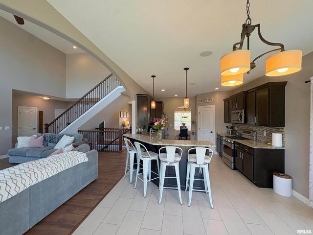609 VICTORIA Drive, Washington, IL 61571