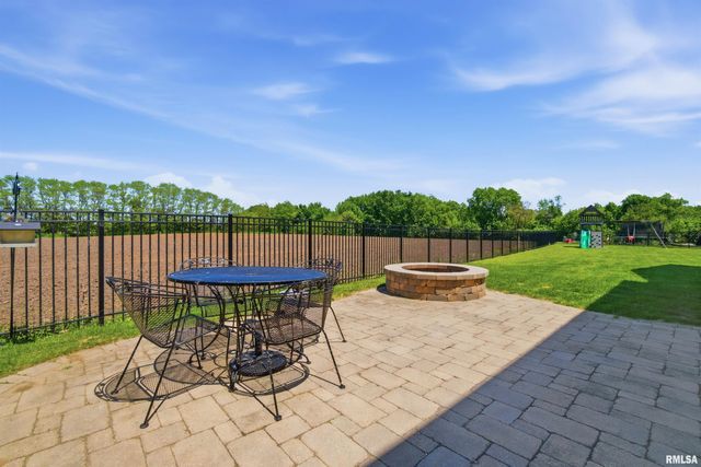 609 VICTORIA Drive, Washington, IL 61571