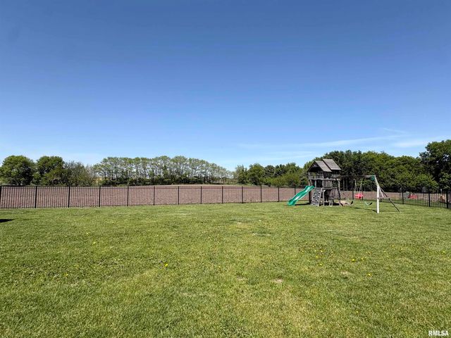 609 VICTORIA Drive, Washington, IL 61571