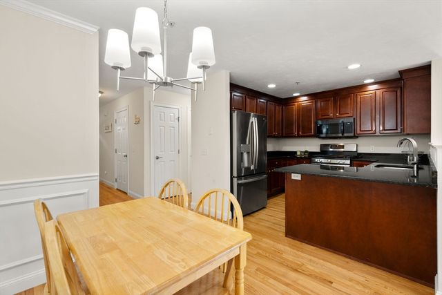 6 Azalea Ln 6, Grafton, MA 01519