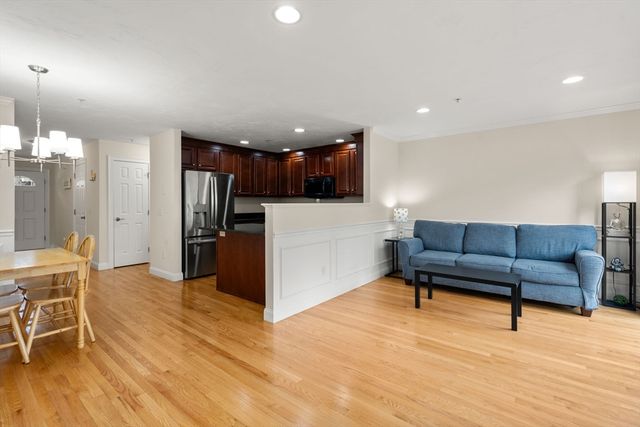 6 Azalea Ln 6, Grafton, MA 01519
