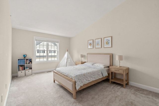 6 Azalea Ln 6, Grafton, MA 01519
