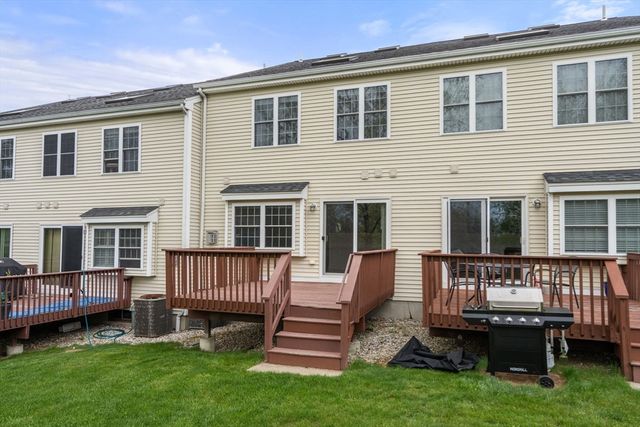 6 Azalea Ln 6, Grafton, MA 01519