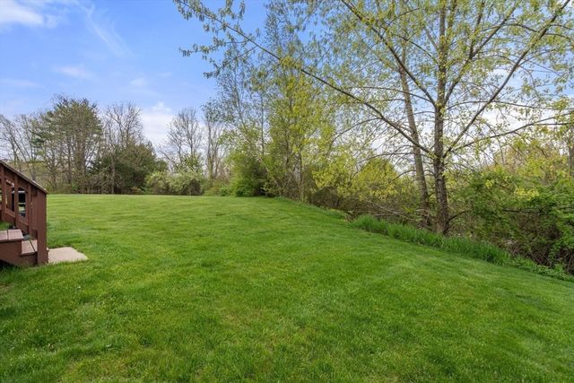 6 Azalea Ln 6, Grafton, MA 01519