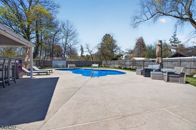 591 Barron Ave, Woodbridge Twp., NJ 07095