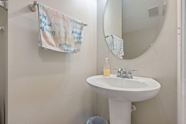 157 Swaying Pine Court, Crestview, FL 32539