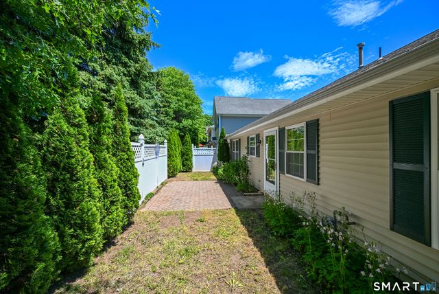 118 Gulf Street 21, Milford, CT 06460